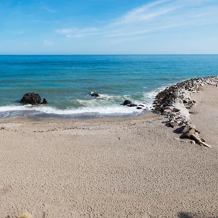 Coral Island Mediterranean Duplex Penthouse Apartment *